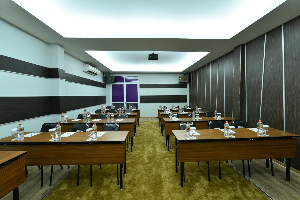 Hotel Midtown Xpress Balikpapan Extérieur photo