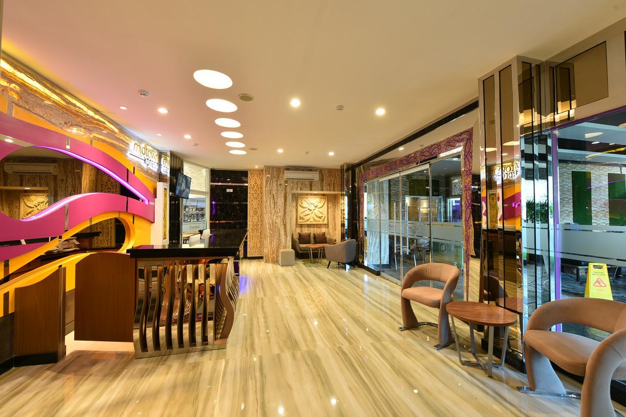 Hotel Midtown Xpress Balikpapan Extérieur photo